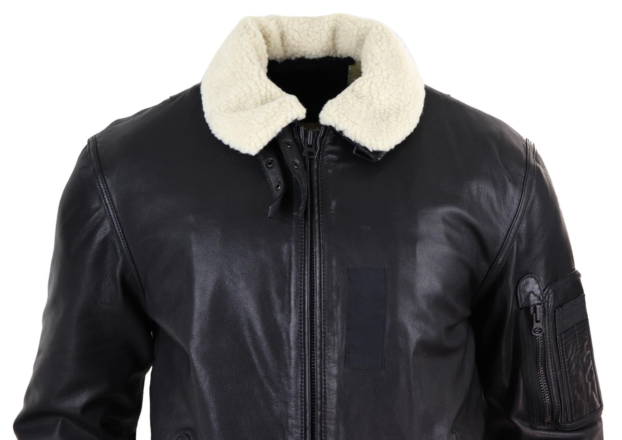 Jaqueta bomber masculina de couro preto com gola branca.