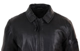 Jaqueta bomber masculina de couro preto com gola branca.