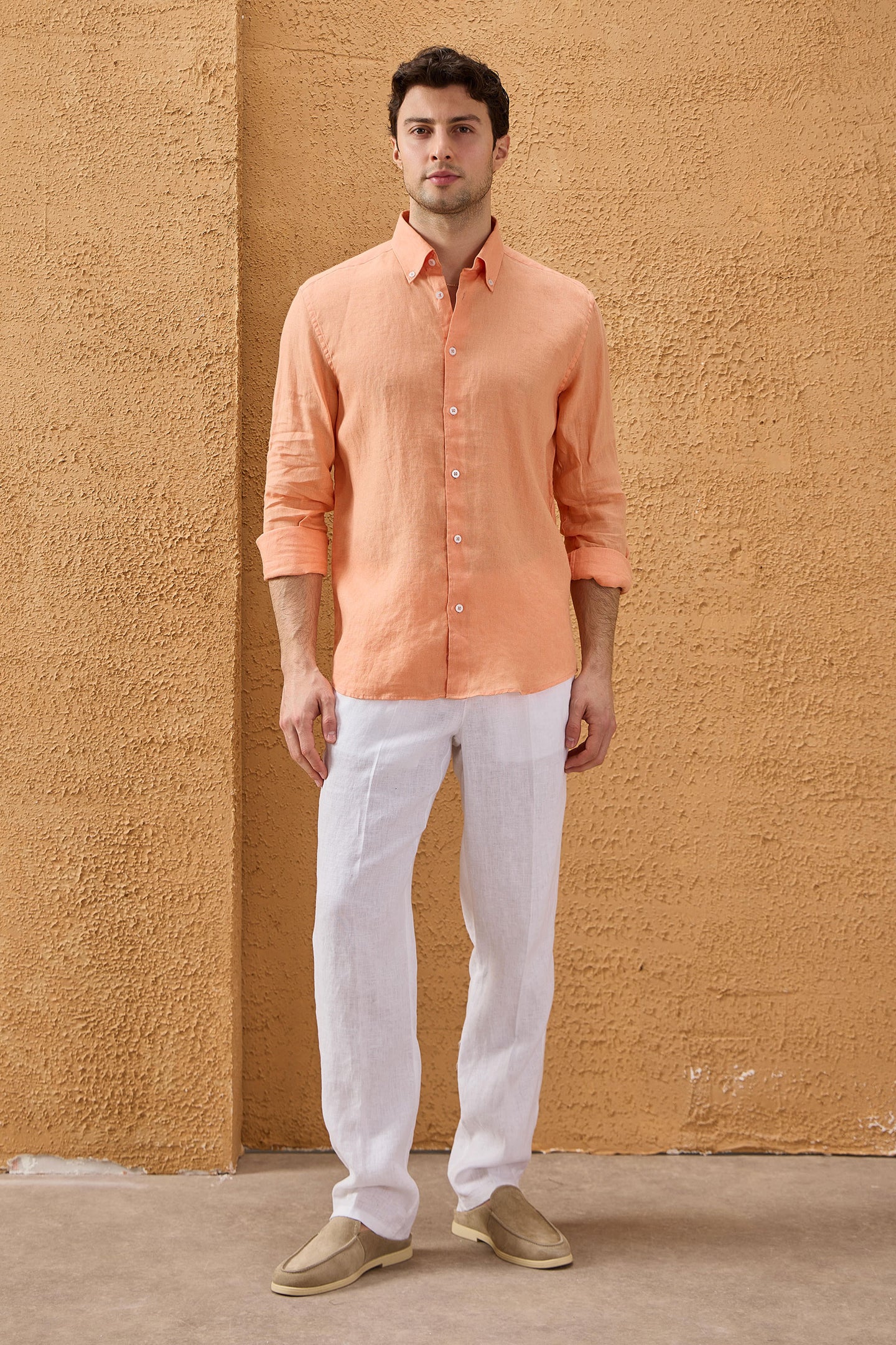 Camisa masculina laranja de linho puro, manga comprida, com botões, para o verão.