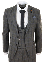 Terno de tweed de três peças com estampa xadrez cinza