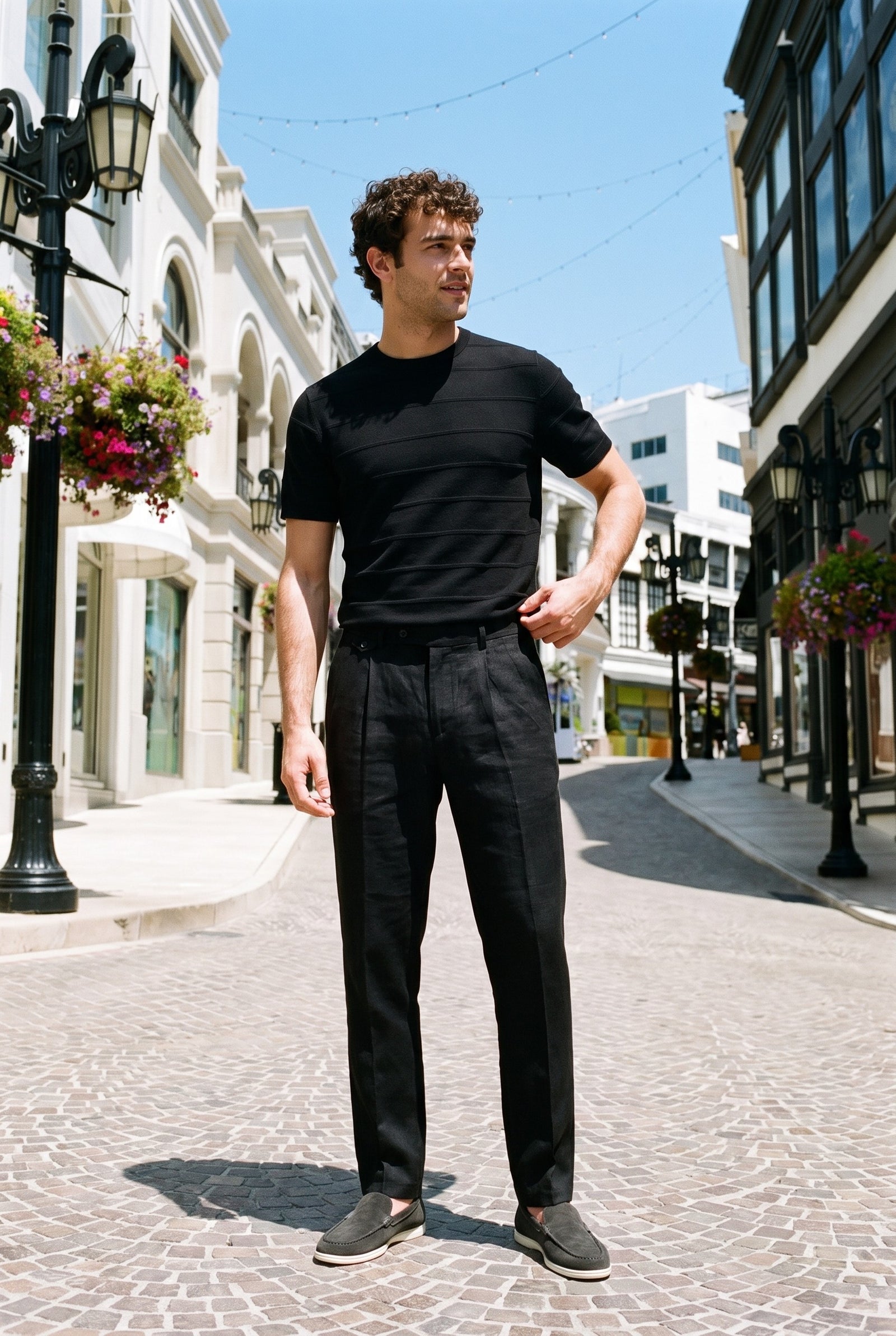 Look #876 styled with Camiseta preta texturizada de malha para homens