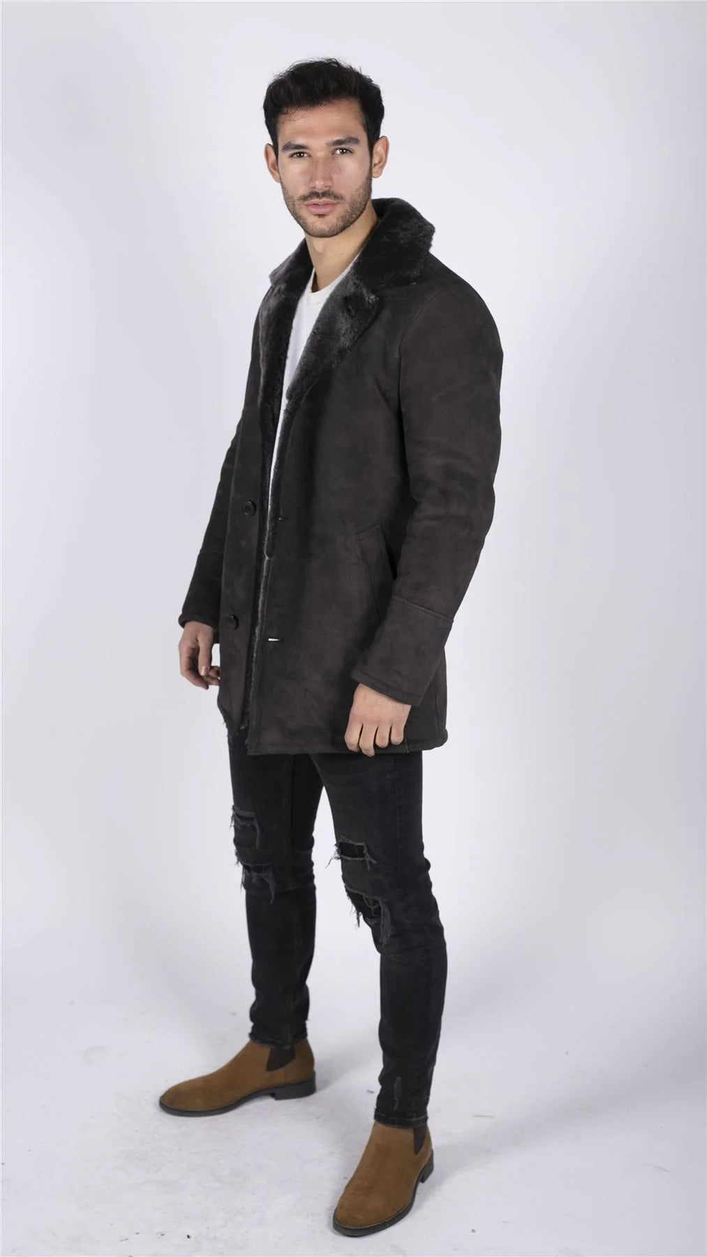 Casaco masculino de pele de carneiro genuína marrom vintage clássico 3/4 com botões e decote em V