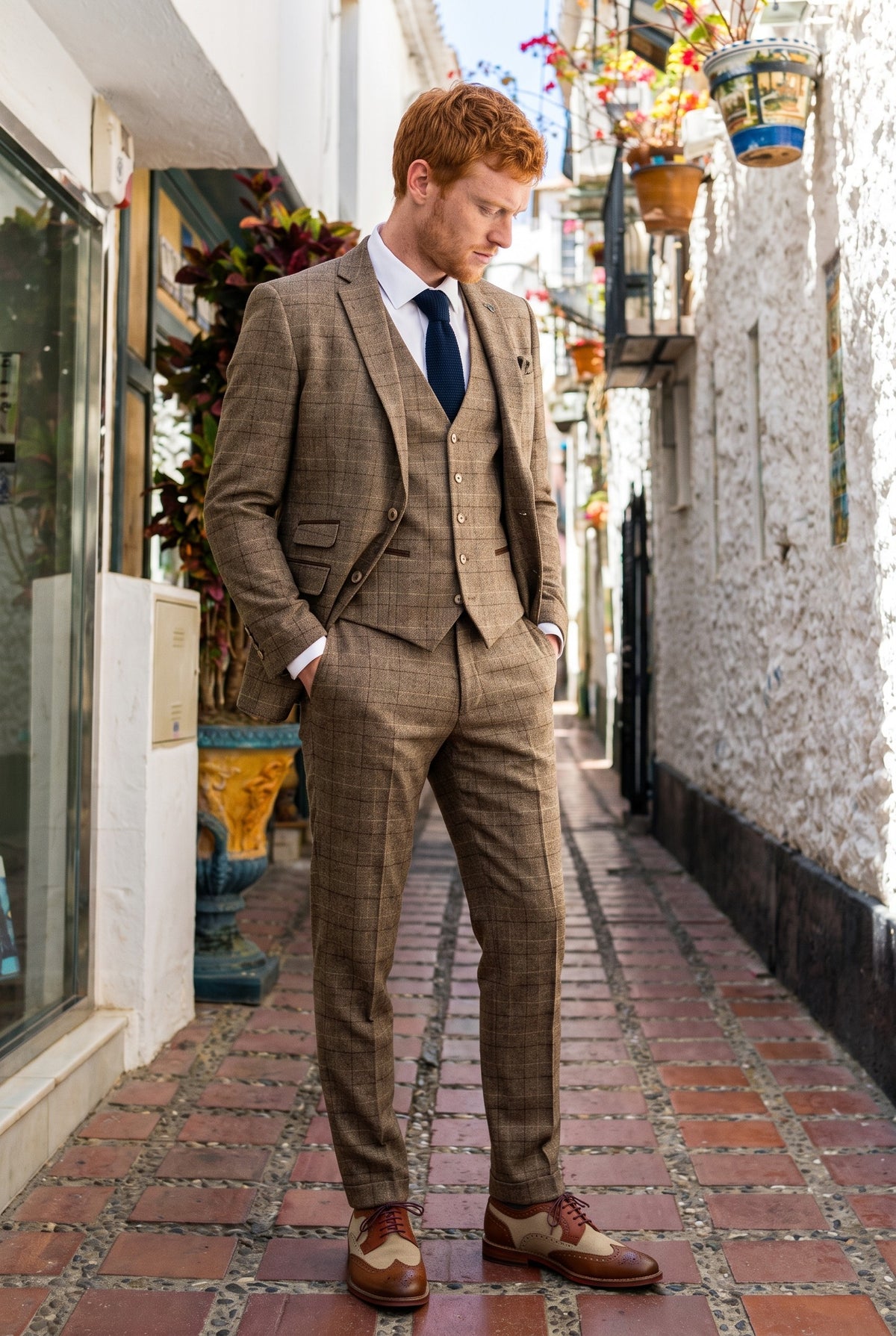 Look #573 styled with Liam - Terno Masculino de 3 Peças Xadrez Marrom