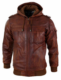 Jaqueta bomber masculina de couro legítimo com capuz, em tom marrom claro lavado, estilo vintage acolchoado.