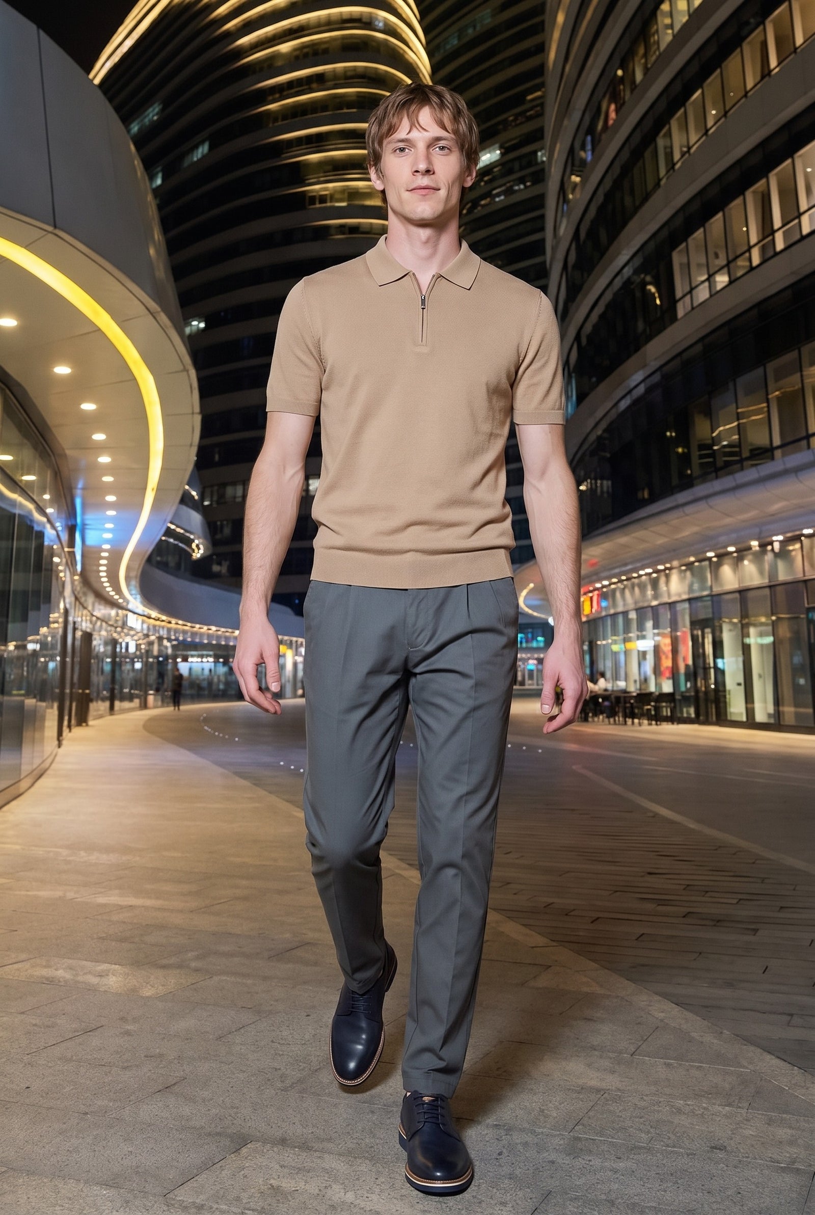 Look #977 styled with Camisa polo de malha bege com zíper no pescoço para homens