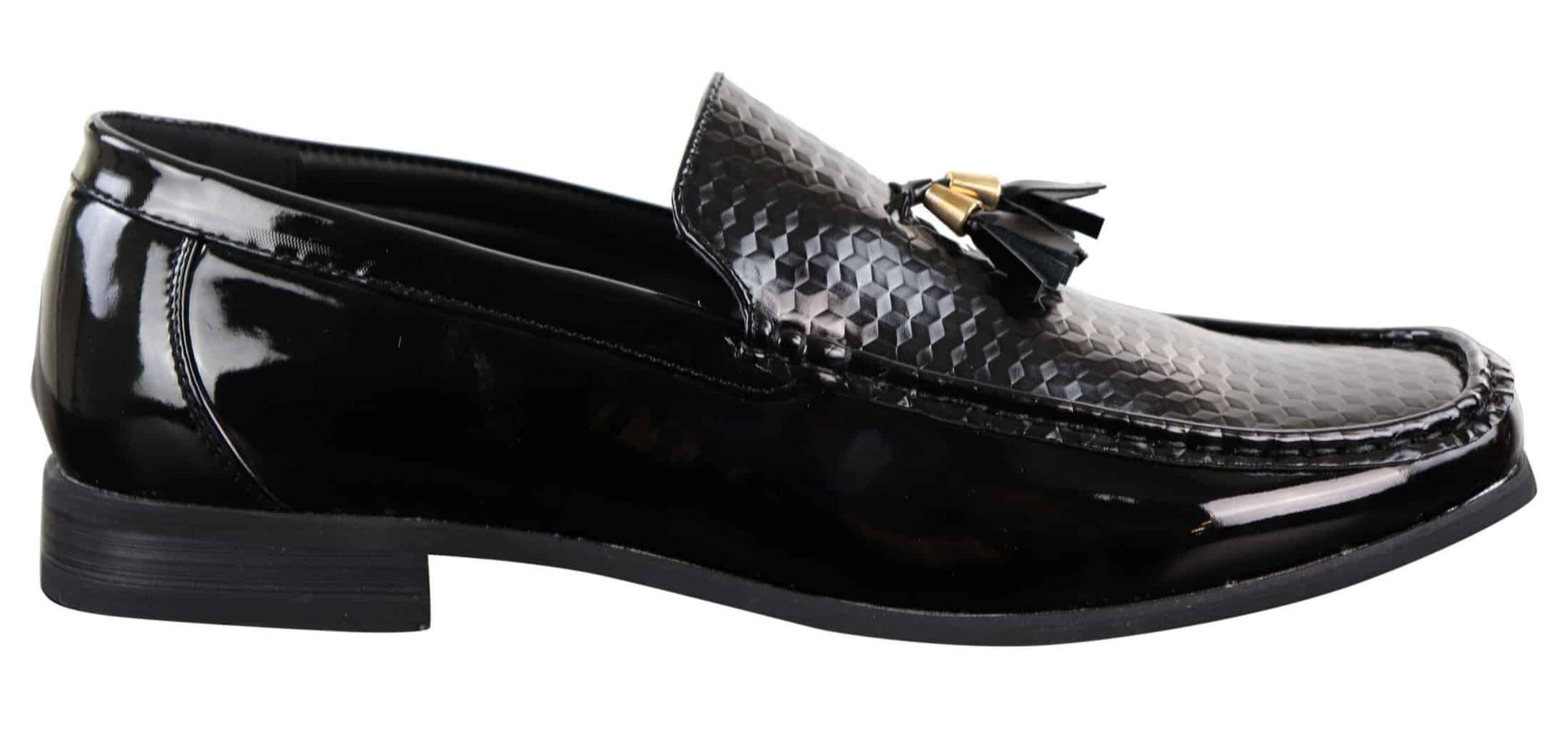Sapatos masculinos pretos de verniz com borlas