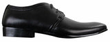 Sapatos masculinos casuais elegantes em couro PU perfurado nas cores preto, bege e marrom.