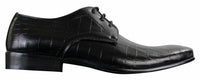 Sapatos masculinos de couro PU com estampa de crocodilo, nas cores preto, bege e marrom, com cadarço e bico fino.