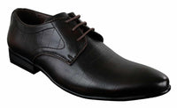 Sapatos masculinos de couro PU com estampa de crocodilo, nas cores preto, bege e marrom, com cadarço e bico fino.