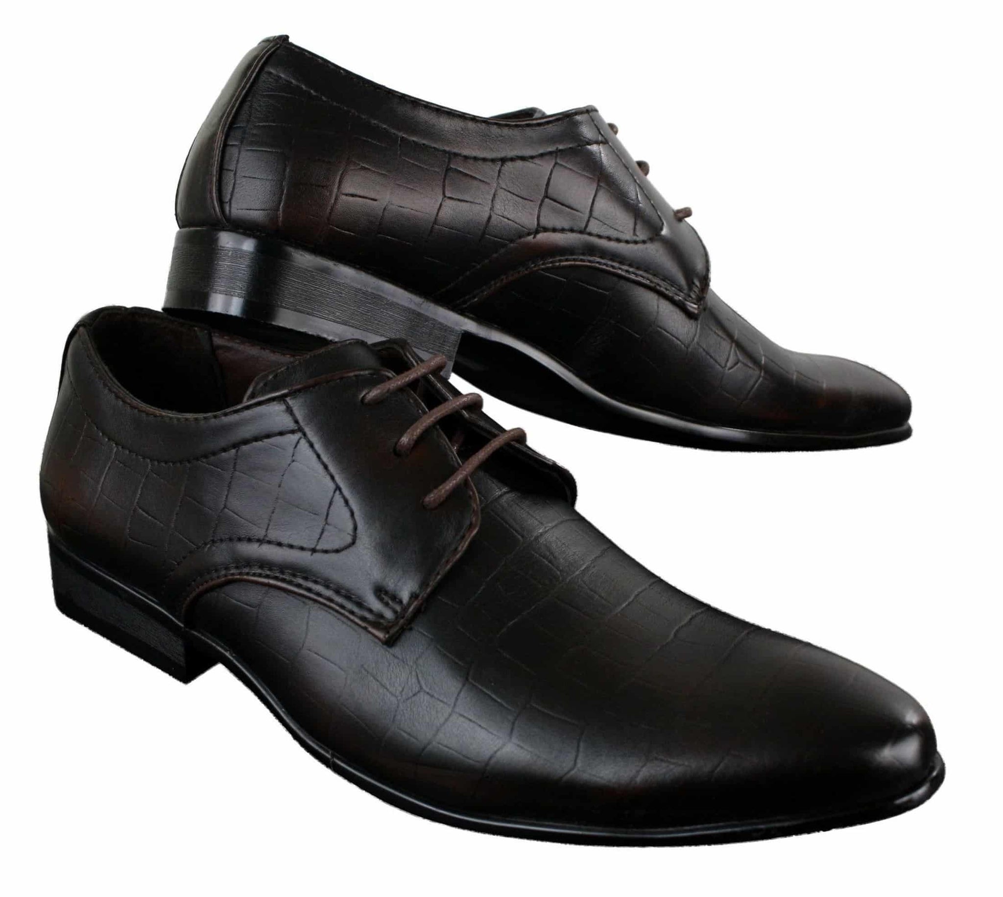 Sapatos masculinos de couro PU com estampa de crocodilo, nas cores preto, bege e marrom, com cadarço e bico fino.