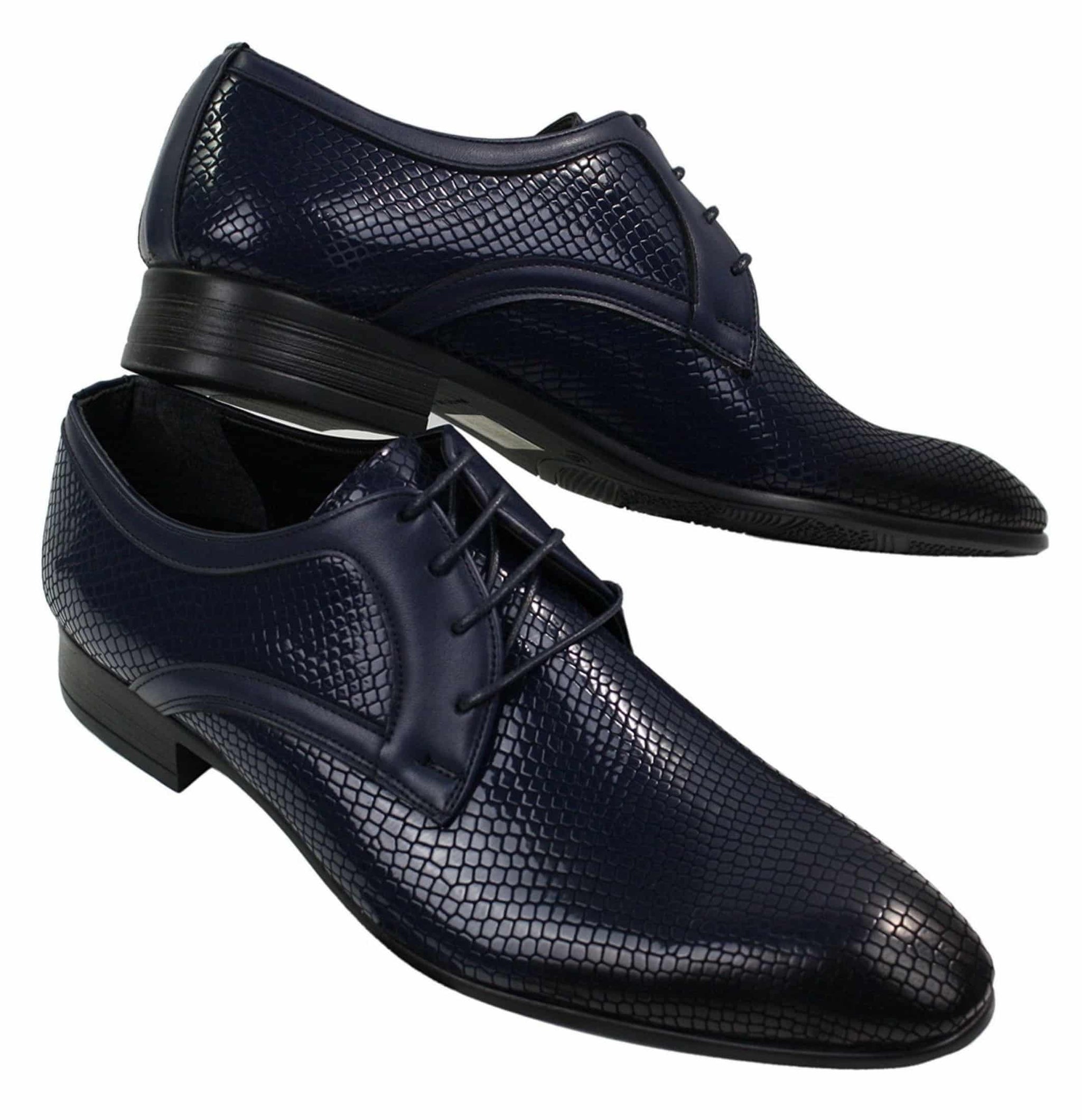 Sapatos masculinos elegantes e formais com cadarço, em couro envernizado brilhante de crocodilo, nas cores azul-marinho, vermelho e preto.
