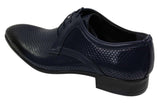Sapatos masculinos elegantes e formais com cadarço, em couro envernizado brilhante de crocodilo, nas cores azul-marinho, vermelho e preto.