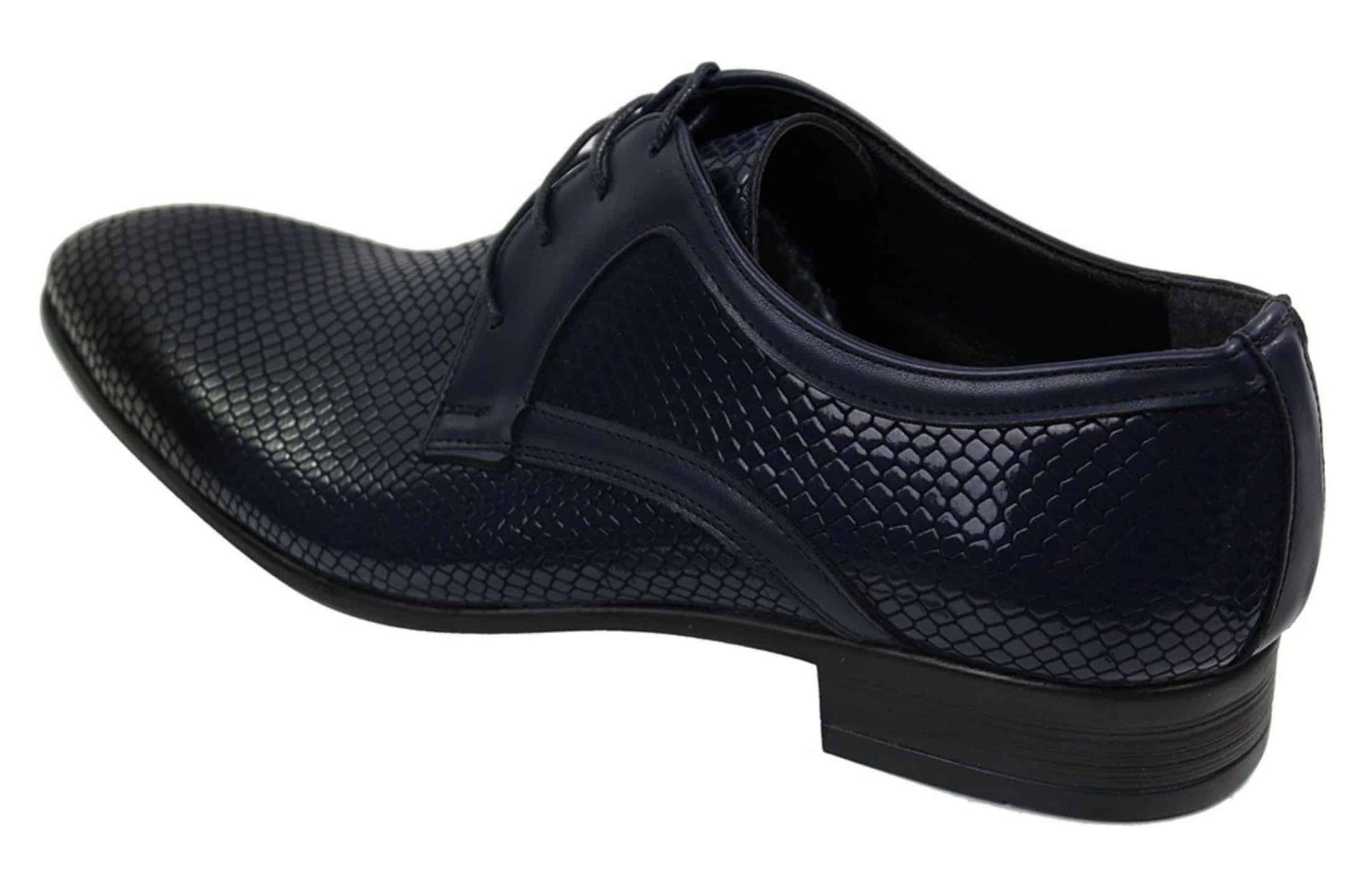 Sapatos masculinos elegantes e formais com cadarço, em couro envernizado brilhante de crocodilo, nas cores azul-marinho, vermelho e preto.