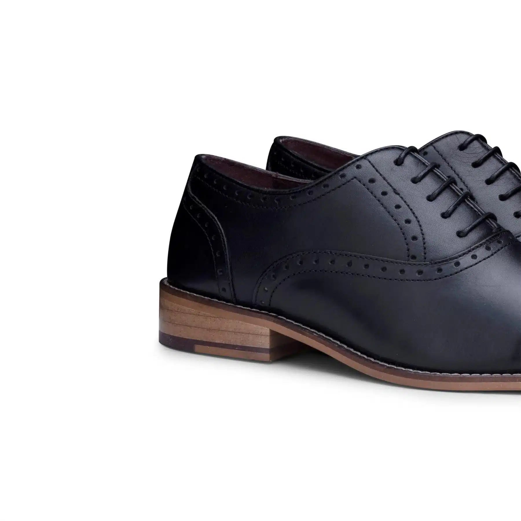 Sapatos Brogue Clássicos Masculinos em Couro Legítimo Preto com Cadarço, Elegantes e Formais, Estilo Vintage.