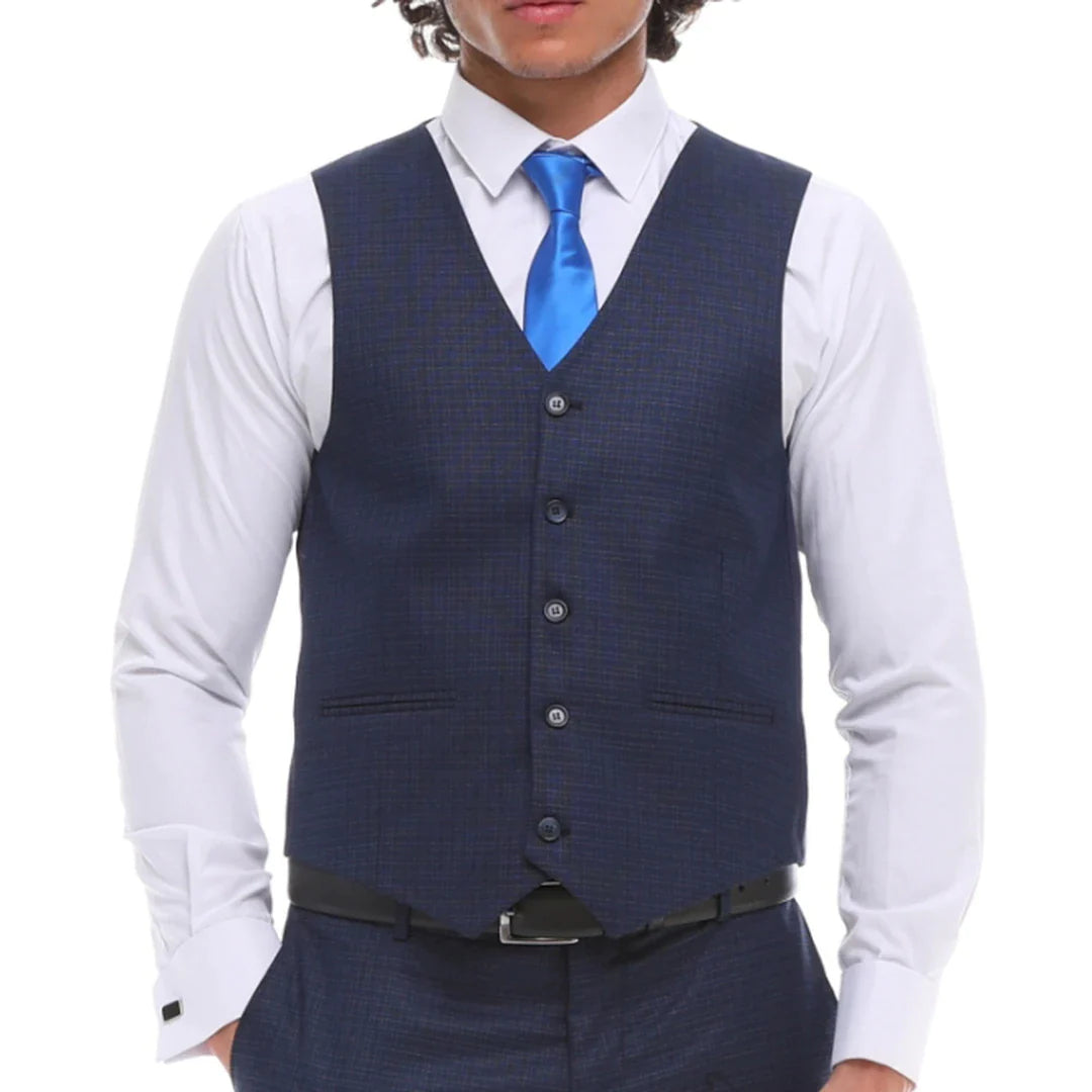 Terno masculino de 3 peças, azul-marinho xadrez, colete contrastante e calça de corte sob medida para casamento.
