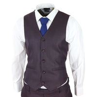 Terno masculino de 3 peças em xadrez roxo e azul com colete e calça contrastantes para casamento.