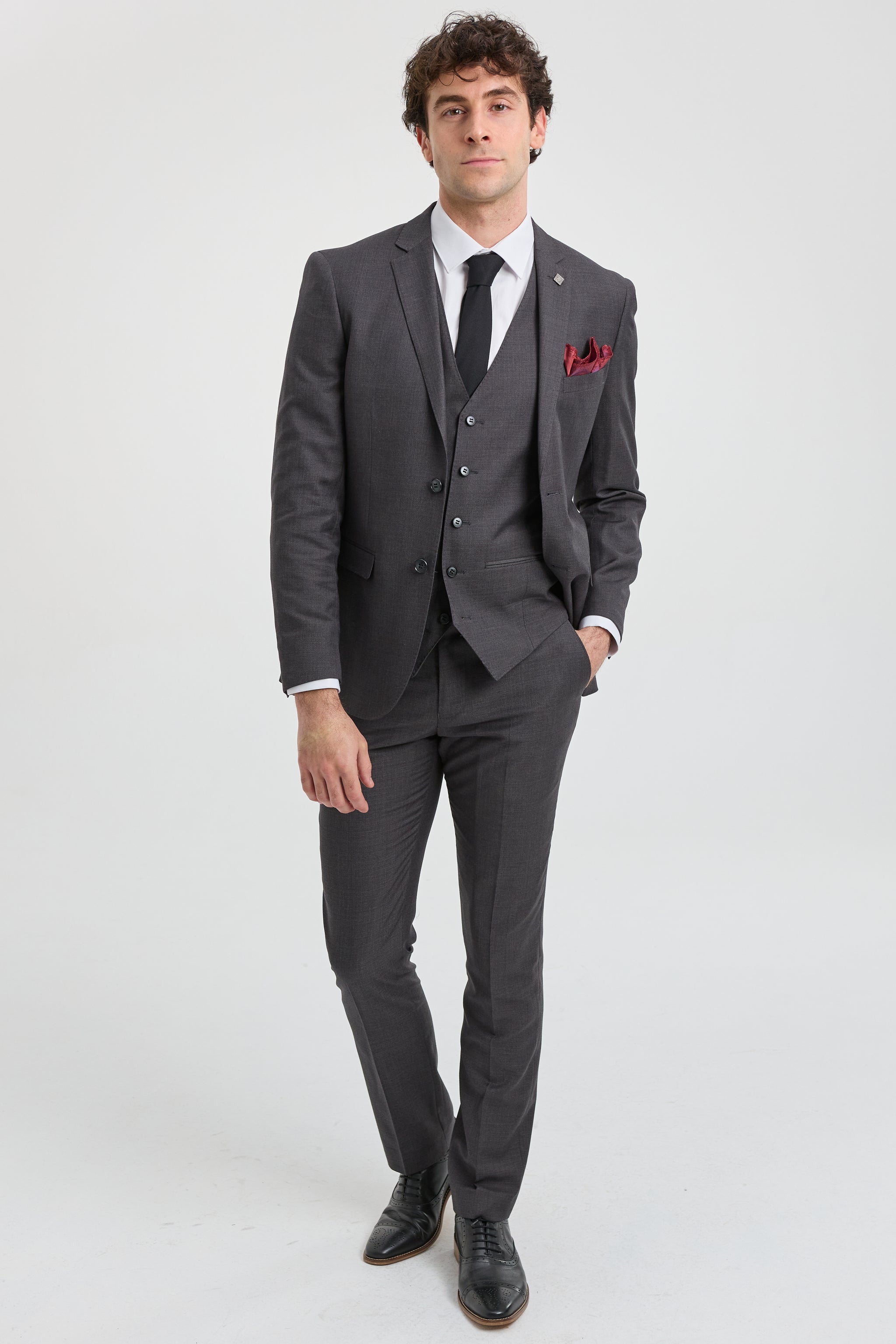 Terno masculino cinza escuro carvão de 3 peças com costura clássica para casamento, verão e formatura.