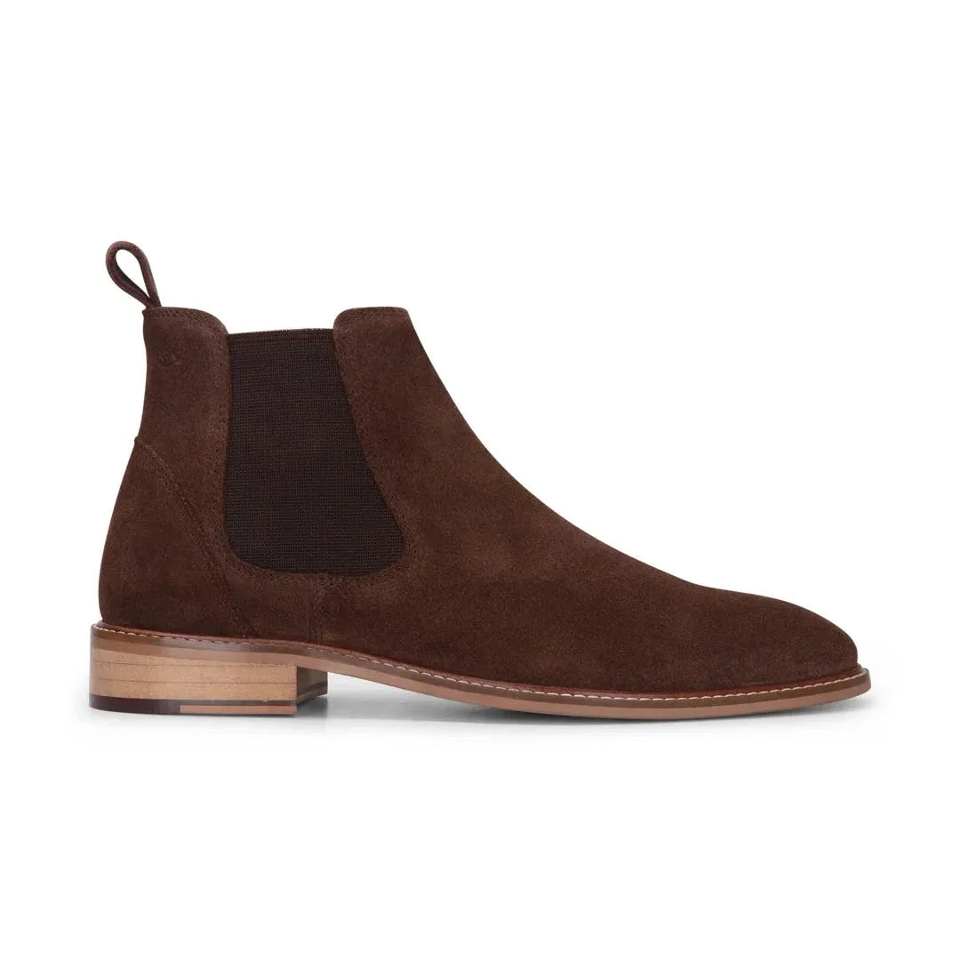 Botas Chelsea de cano curto masculinas em camurça marrom