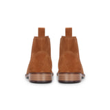 Botas Chelsea de cano curto masculinas em camurça cor camelo