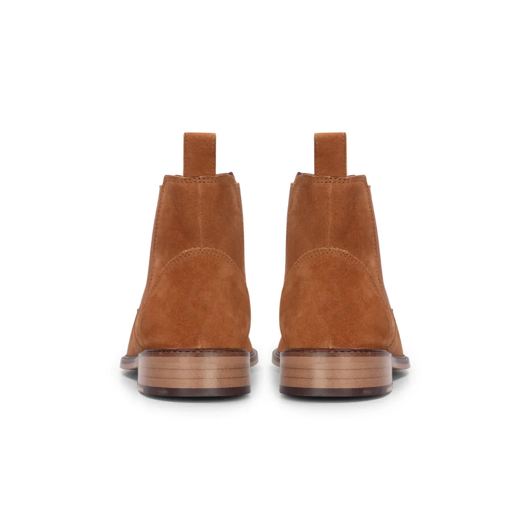 Botas Chelsea de cano curto masculinas em camurça cor camelo