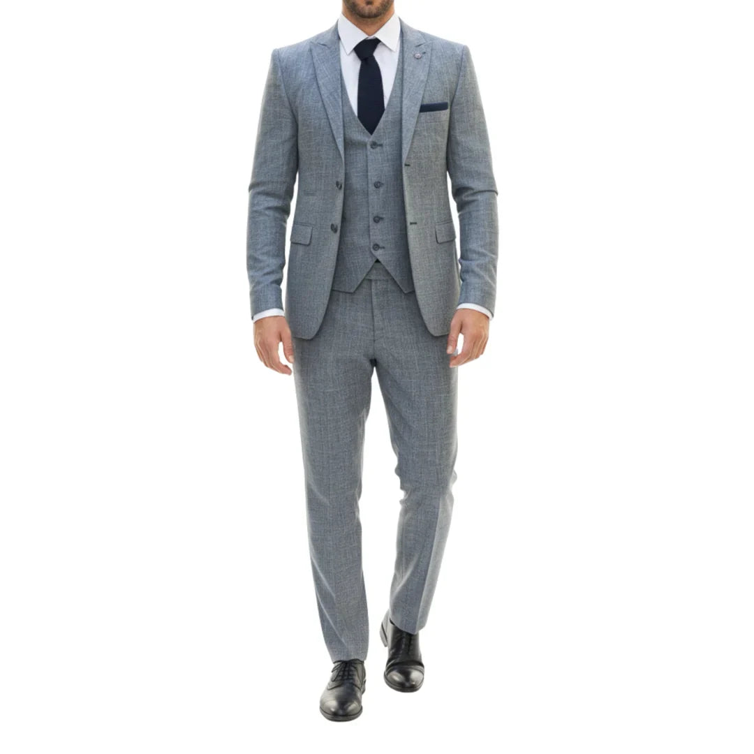 Terno masculino azul de 3 peças com corte sob medida