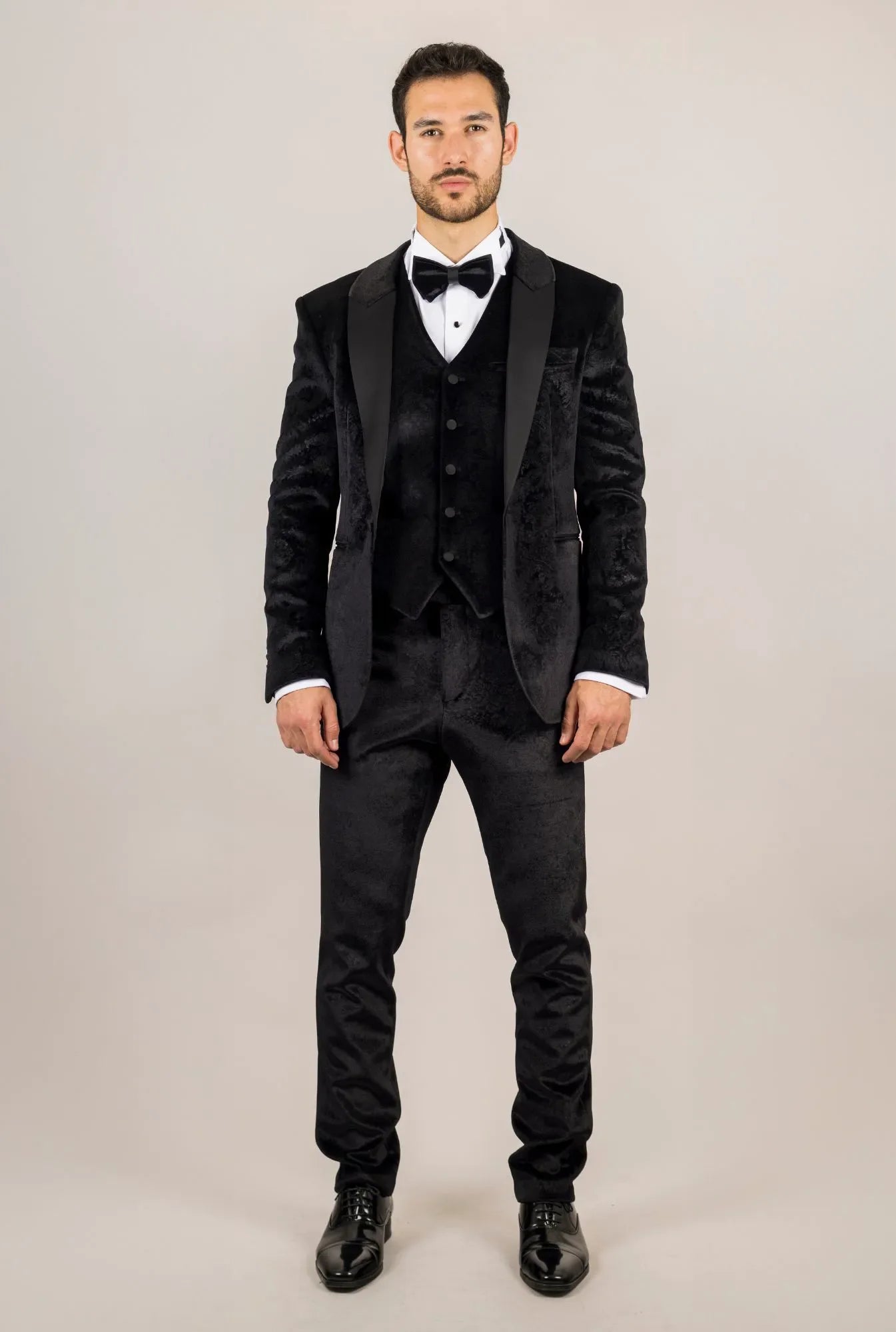 Smoking de casamento AK-26 masculino preto de 3 peças em veludo com lapelas de cetim.