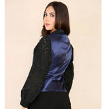 Conjunto feminino com colete xadrez tweed azul.