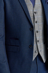 Terno Arthur Navy com colete contrastante Harris em tweed cinza.