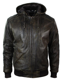 Jaqueta bomber masculina de couro marrom lavado com efeito desgastado, capuz removível e acolchoada.