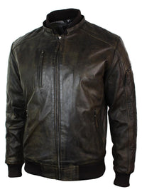 Jaqueta bomber masculina de couro marrom lavado com efeito desgastado, capuz removível e acolchoada.