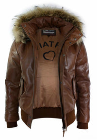Jaqueta bomber masculina de couro com capuz de pele verdadeira, preta e acolchoada, cor bege.