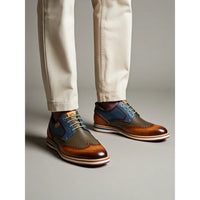 Avila - Sapato Brogue Masculino em Couro Marrom Conhaque com Cadarço