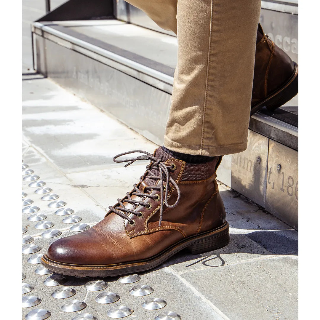 Beau - Botas Chelsea de couro marrom com cadarço e zíper lateral para homem