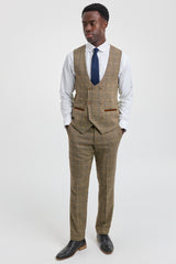 Terno masculino de 3 peças em tweed espinha de peixe com estampa xadrez em tons de marrom e bege, corte sob medida, corte duplo clássico.