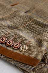 Terno masculino de 3 peças em tweed espinha de peixe com estampa xadrez em tons de marrom e bege, corte sob medida, corte duplo clássico.