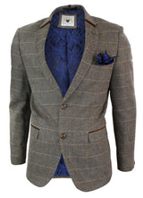Blazer masculino Marc Darcy em tweed espinha de peixe, corte slim, dois botões, modelo slim fit, marrom claro.