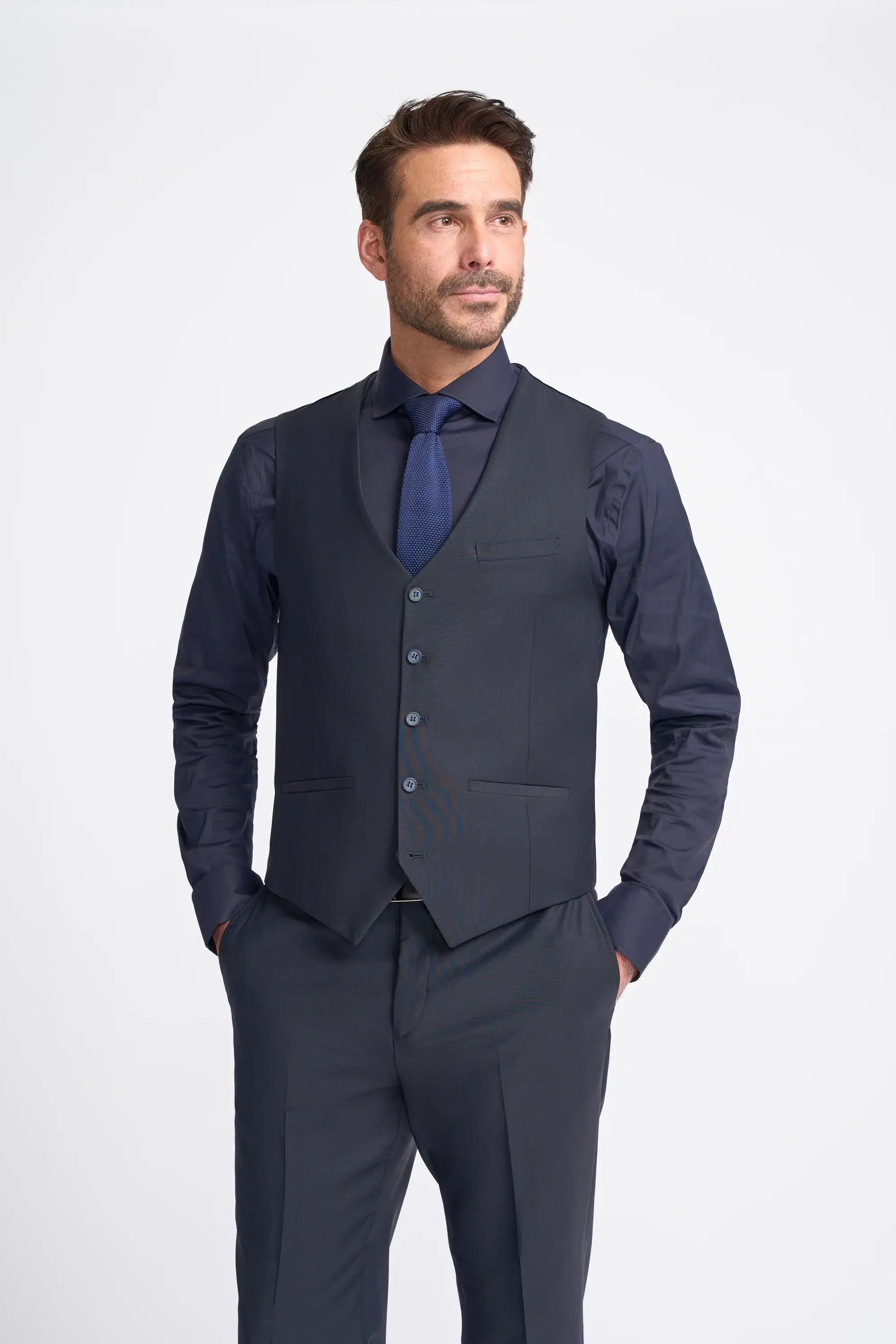 Bond - Terno masculino azul-marinho escuro de 3 peças com corte sob medida