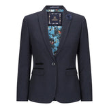 Blazer azul-marinho com forro floral sobre fundo branco.