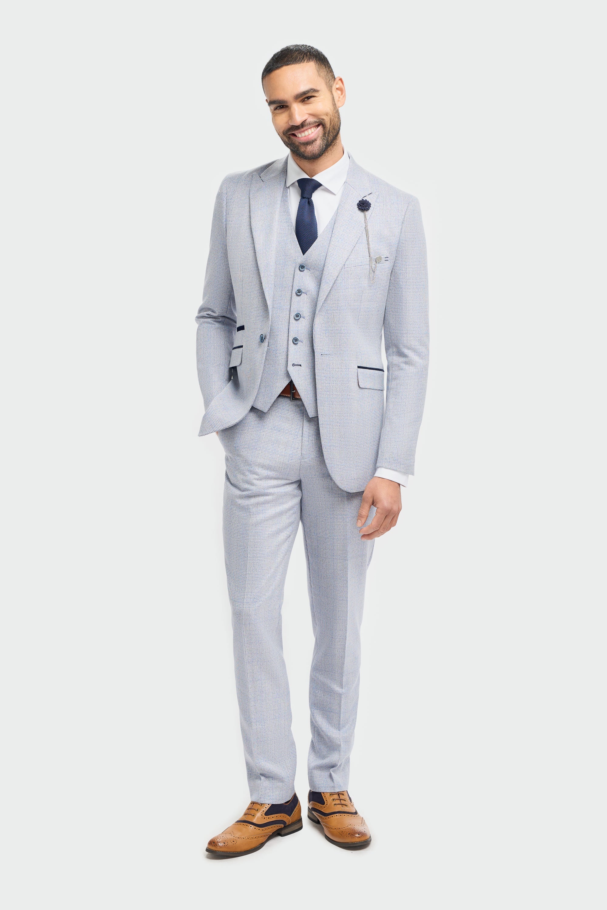 Terno masculino de 3 peças xadrez em tweed azul claro, corte sob medida, estilo Peaky Blinders clássico para casamento.