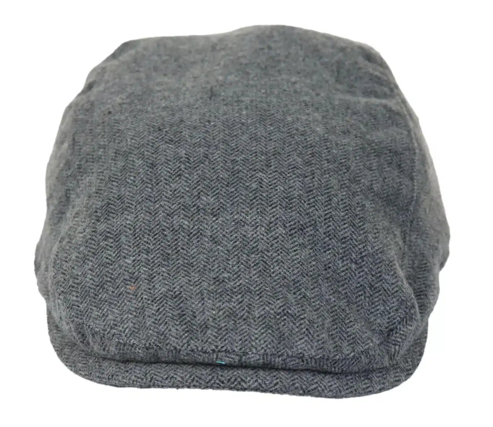 Boné masculino estilo boina, modelo Baker Boy, 8 painéis, em tweed espinha de peixe cinza vintage.