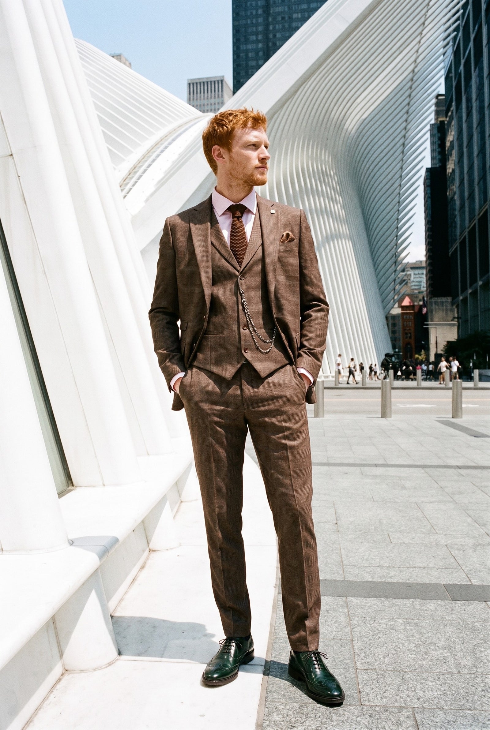 Look #1010 styled with TP-50 - Terno masculino marrom de 3 peças com estampa Príncipe de Gales
