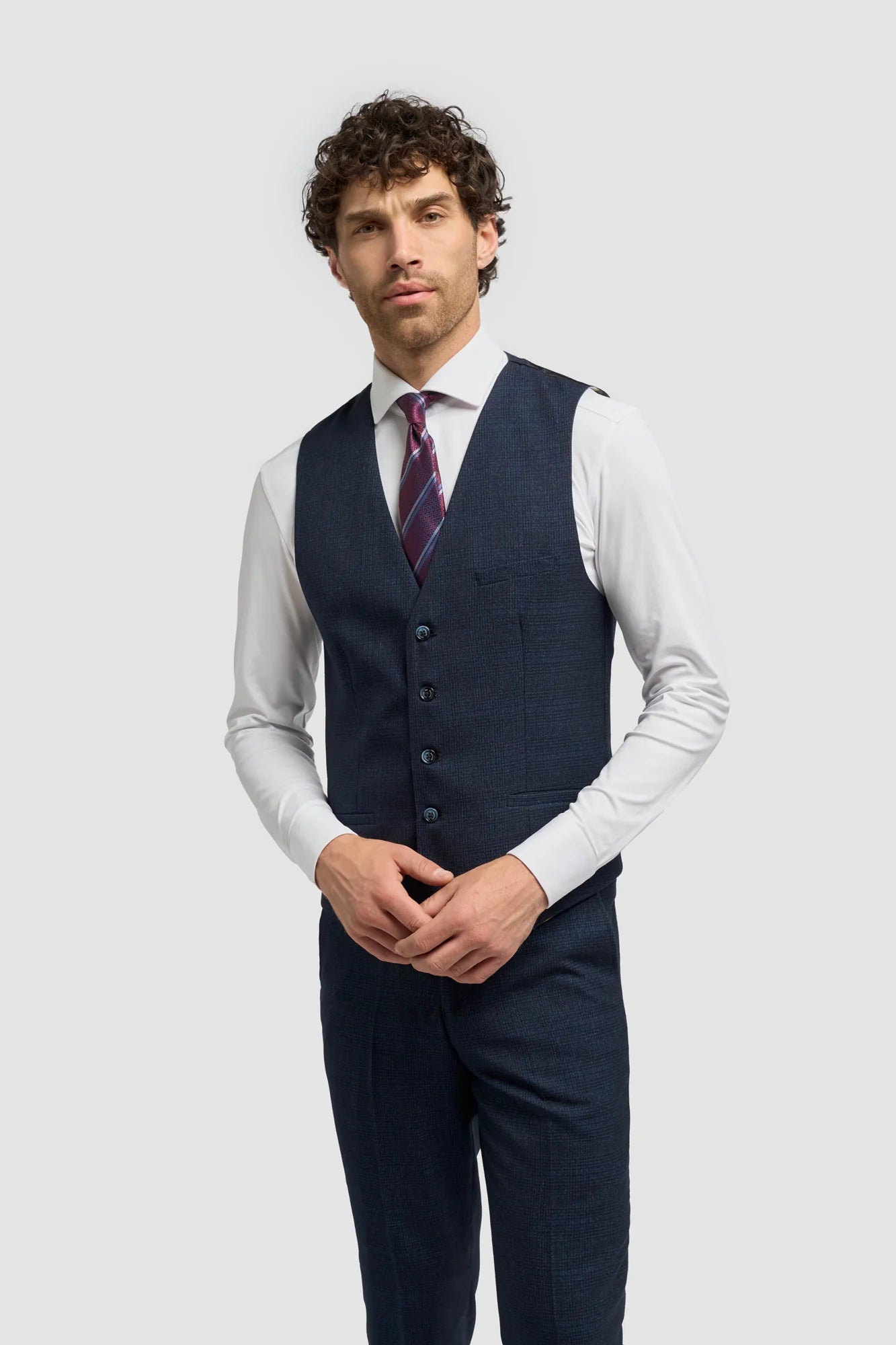 Terno vintage xadrez azul-marinho masculino Cavani Connall