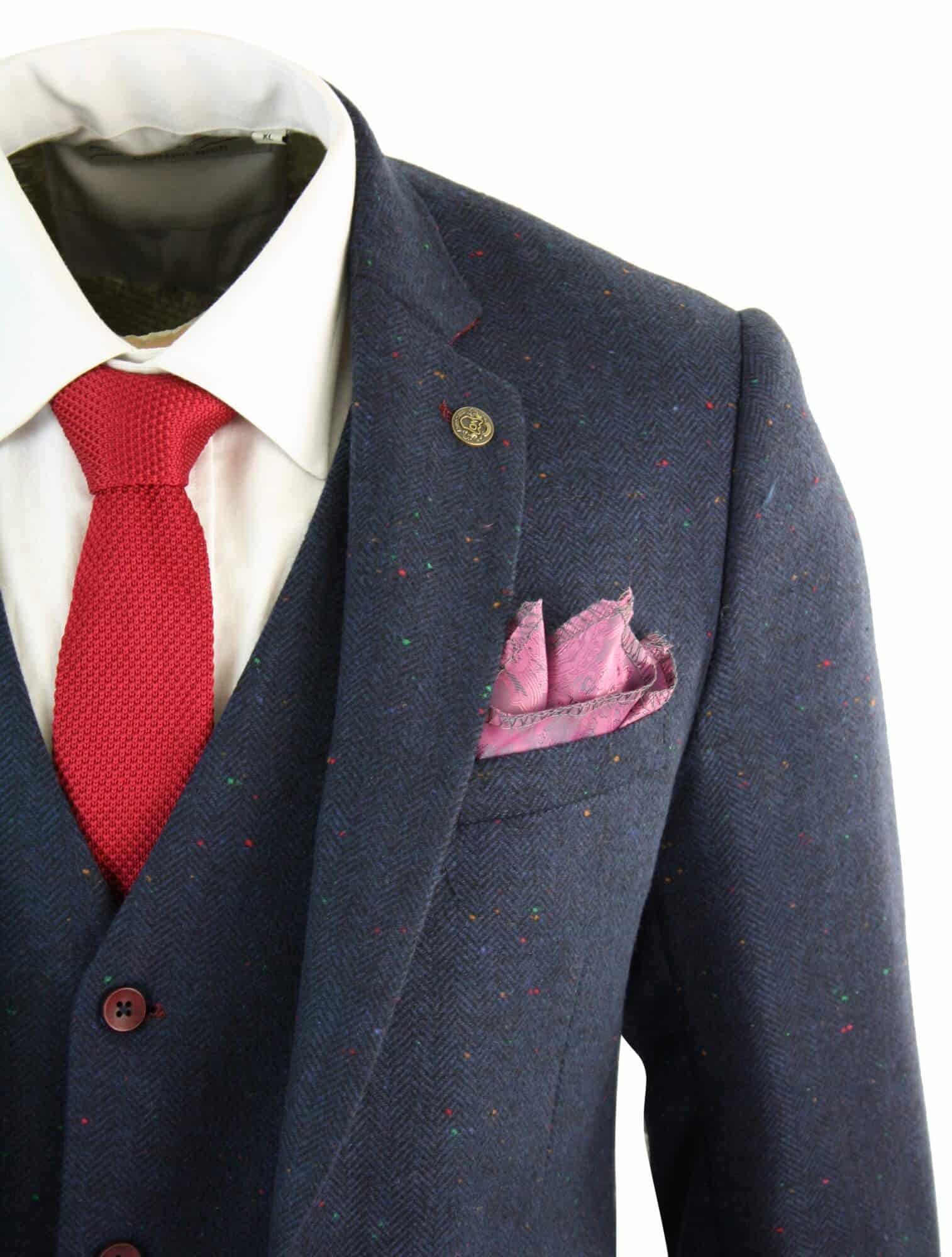 Terno masculino de 3 peças azul-marinho slim fit com detalhes em vinho.