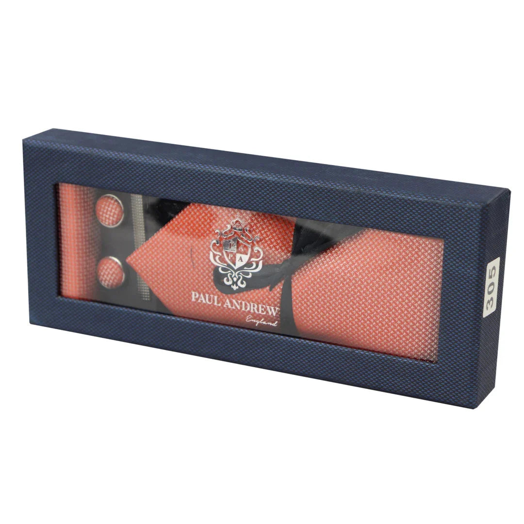 Conjunto de presente com gravata laranja com pingente de diamante, lenço de bolso, abotoaduras e alfinete para gravata de camisa em cetim.