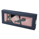 Conjunto de presente com gravata rosa com diamantes, lenço de bolso, abotoaduras e alfinete para gravata de camisa em cetim.