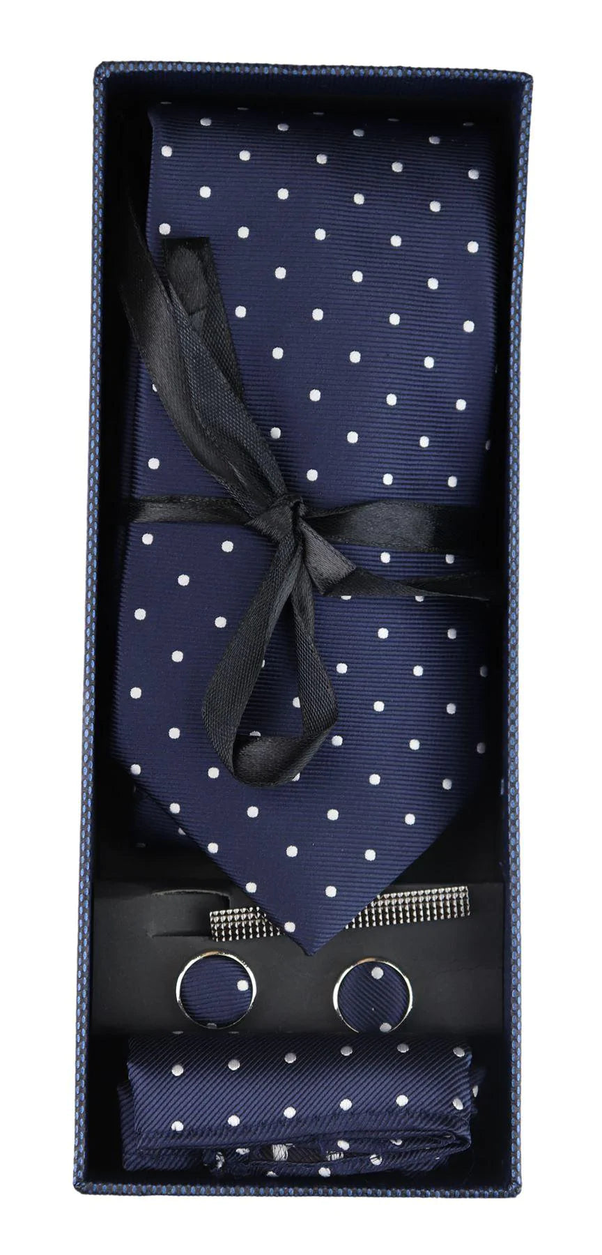 Conjunto de presente com gravata azul-marinho com bolinhas, lenço de bolso, abotoaduras e alfinete de gravata em cetim.