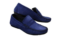 Mocassins masculinos de camurça genuína lavada, estilo slip-on, para um visual elegante e casual.