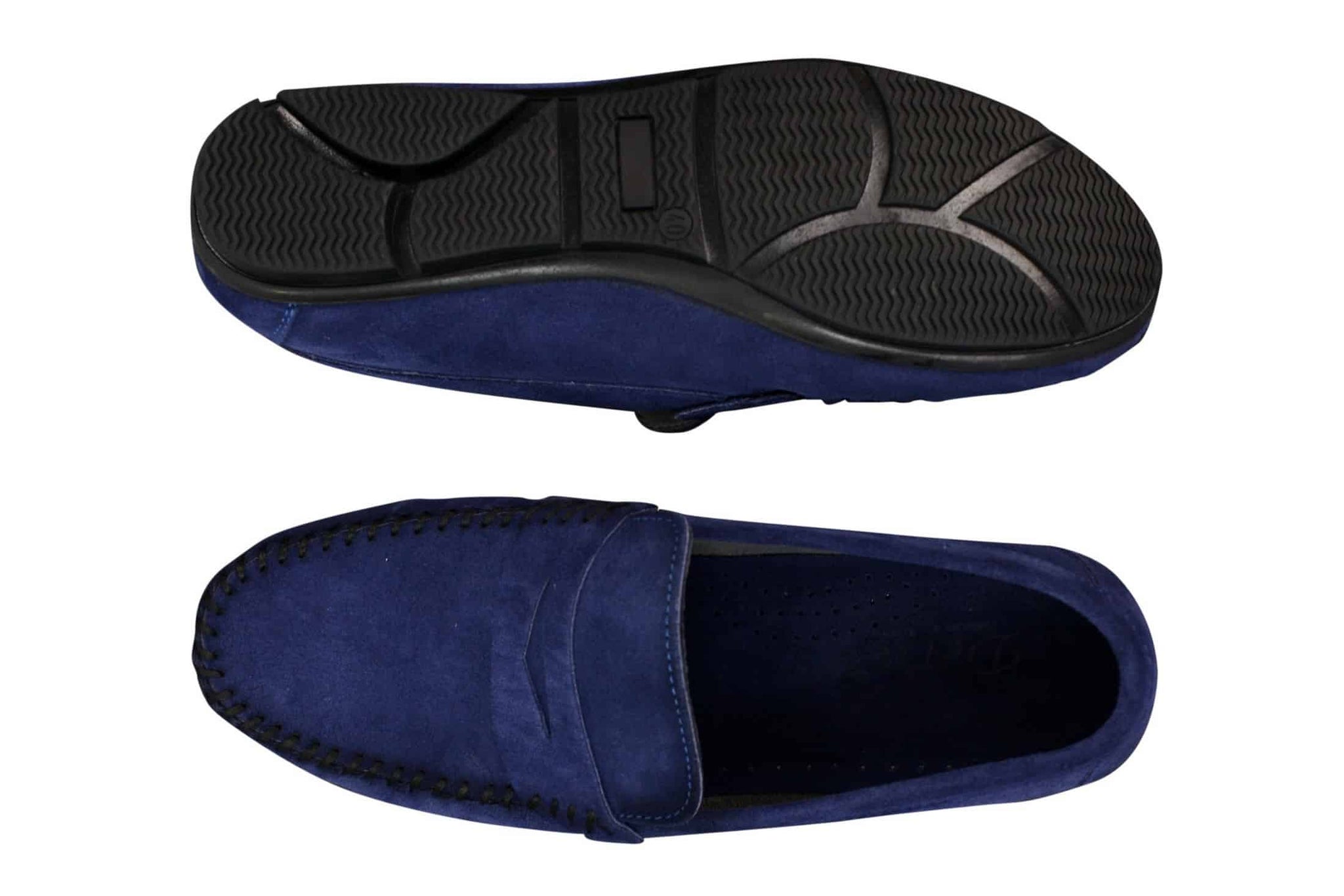 Mocassins masculinos de camurça genuína lavada, estilo slip-on, para um visual elegante e casual.