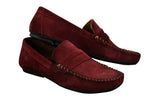 Mocassins masculinos de camurça genuína lavada, estilo slip-on, para um visual elegante e casual.