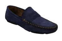 Mocassins masculinos de camurça genuína lavada, estilo slip-on, para um visual elegante e casual.